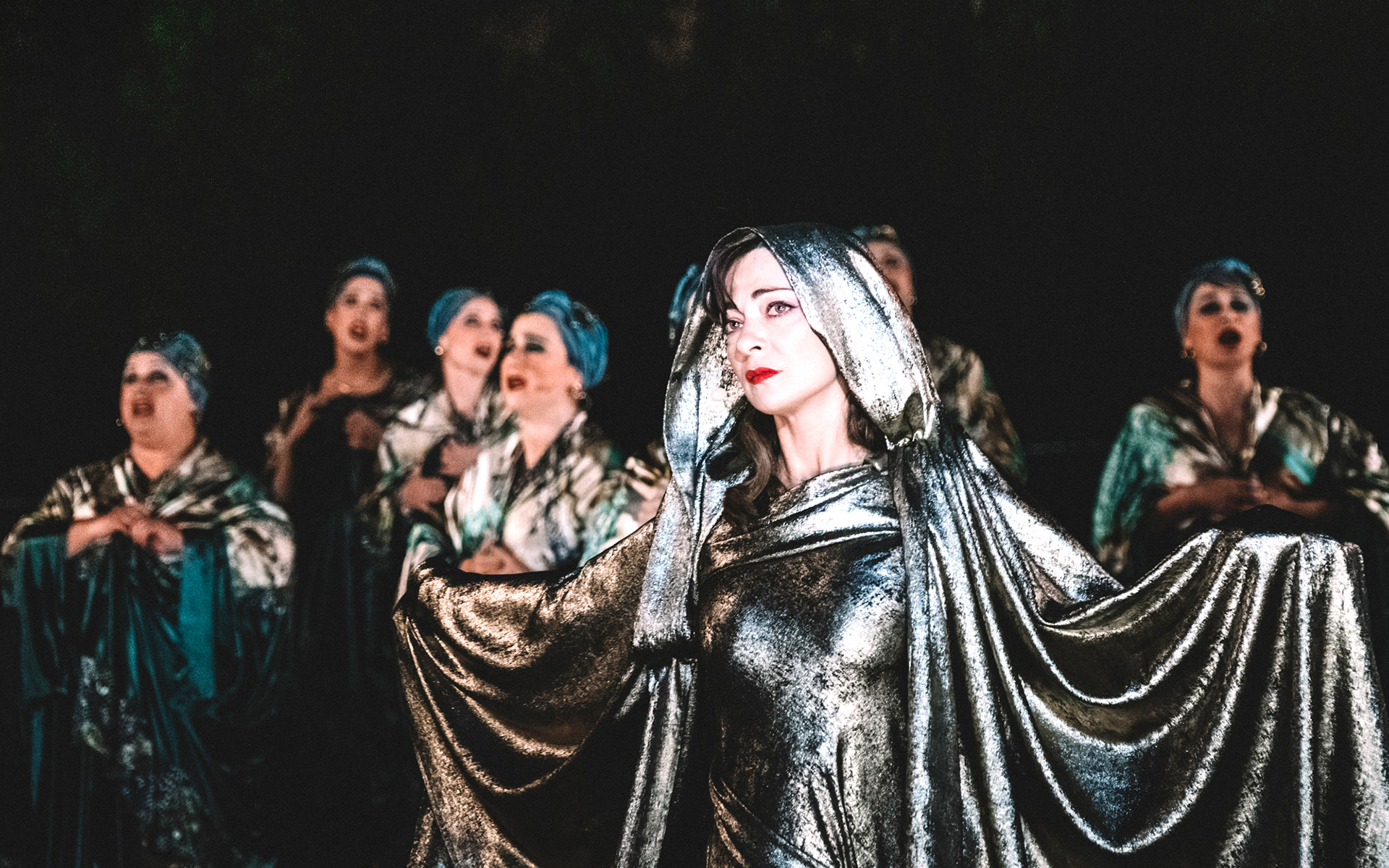 h-ελένη-του-ευριπίδη-σε-σκηνοθεσία-βα-561952606