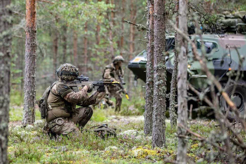 φινλανδία-στρατιωτικά-γυμνάσια-με-τη-561981460