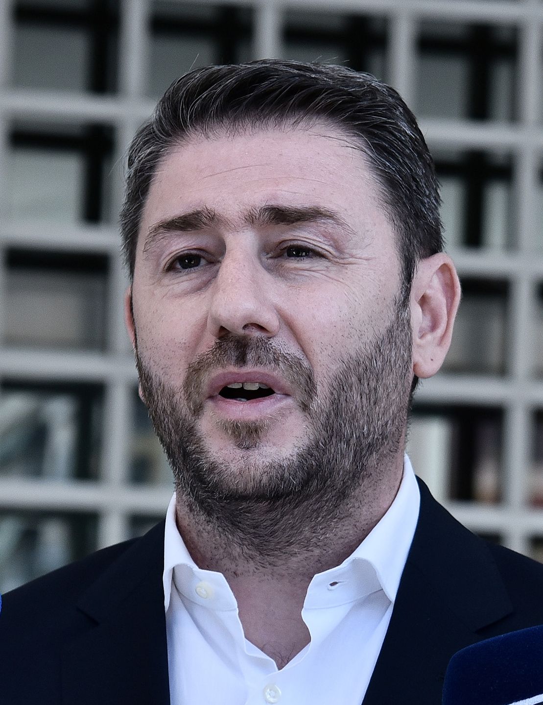 περιμένω-από-τη-δικαιοσύνη-την-αλήθε-561979300