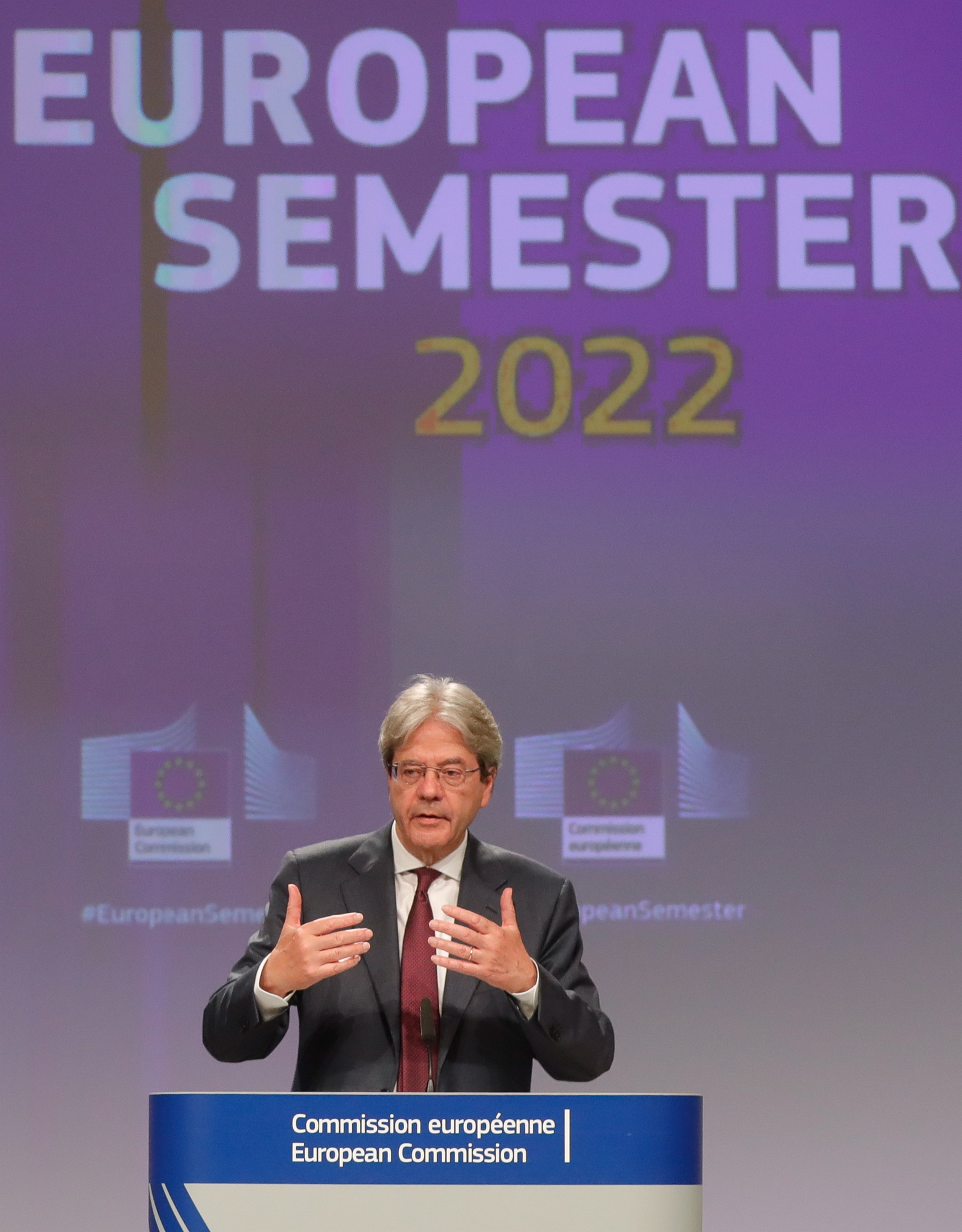 η-sp-υποβάθμισε-την-ιταλία-ανησυχία-γι-561976669