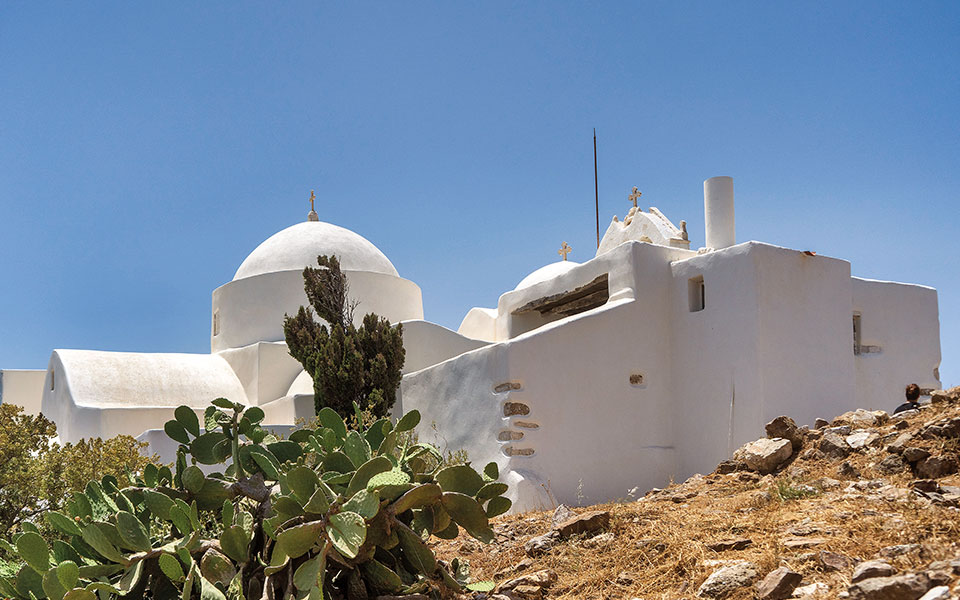 Πάρος: Κοσμοπολιτισμός, αυθεντικά χωριά και παραλίες για όλους-2