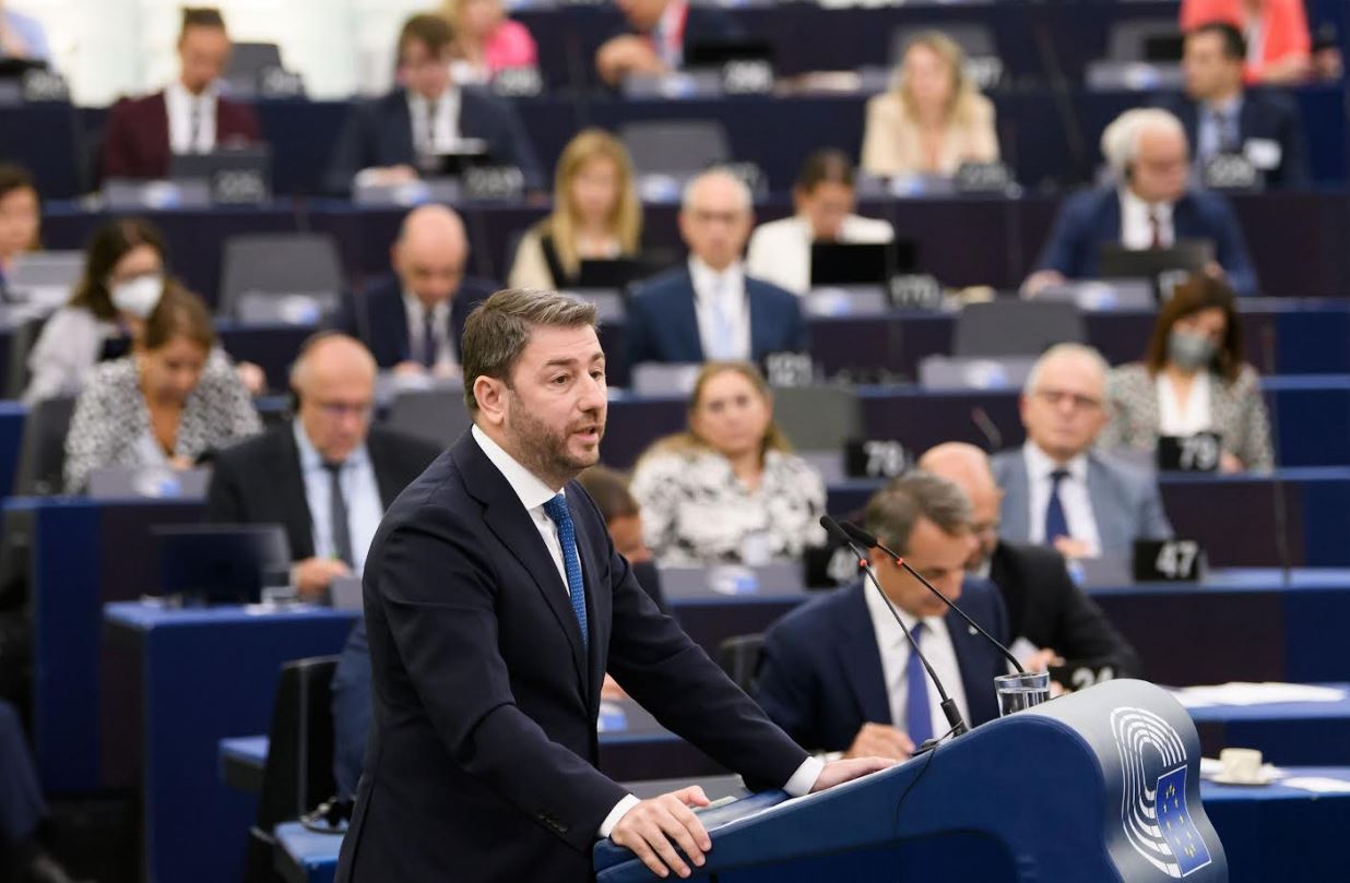 ανδρουλάκης-σε-μητσοτάκη-οι-πολιτικέ-561942079