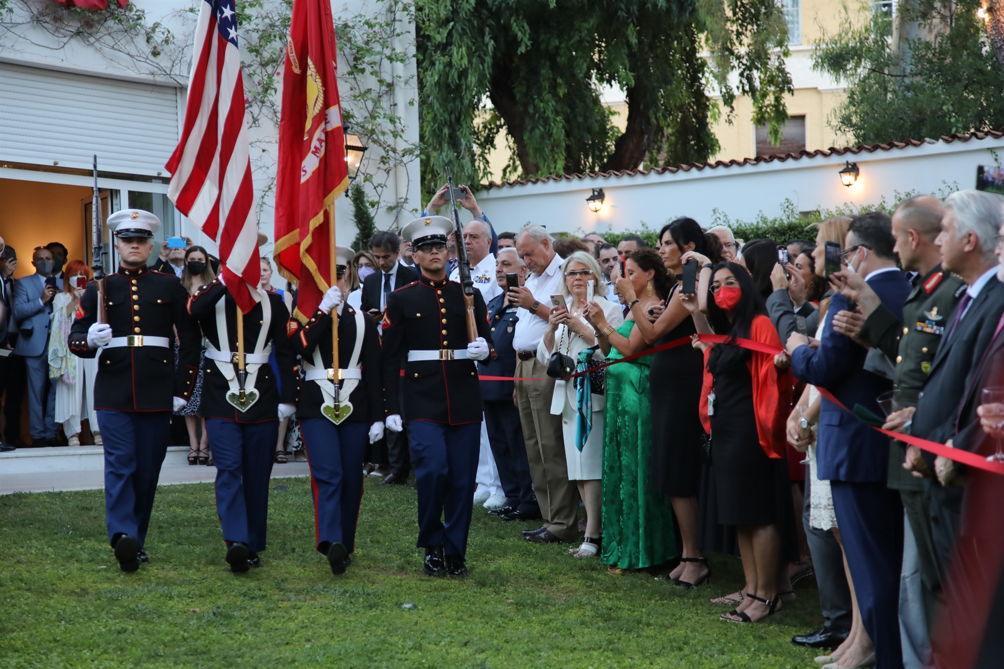 λαμπρή-η-δεξίωση-στην-αθήνα-για-τον-εορ-561947944