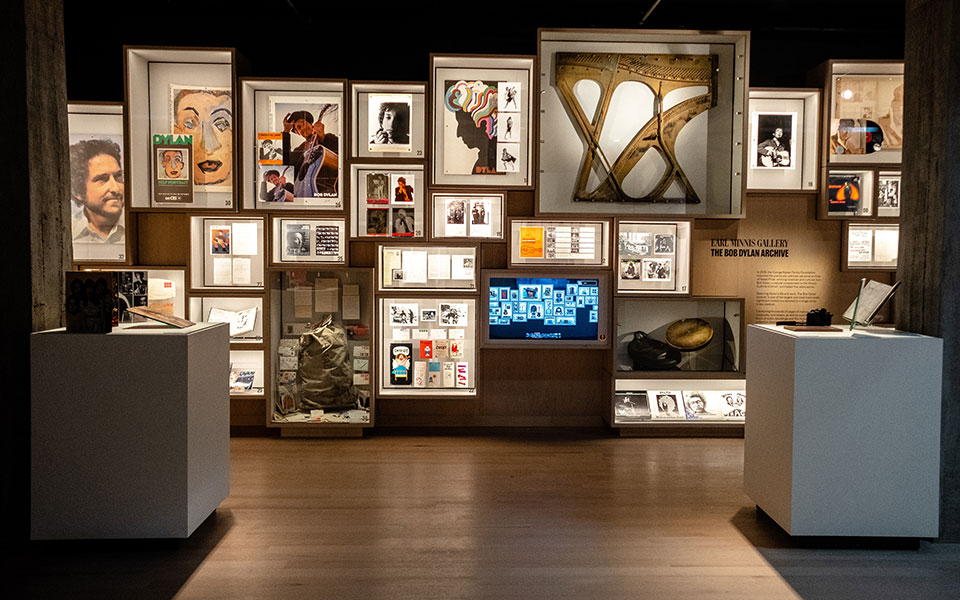 To Bob Dylan Center αποκαλύπτει τα μυστικά του-2