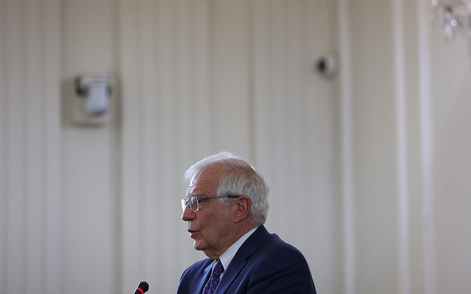 μπορέλ-o-πούτιν-πρέπει-να-επιλέξει-ανά-561942175