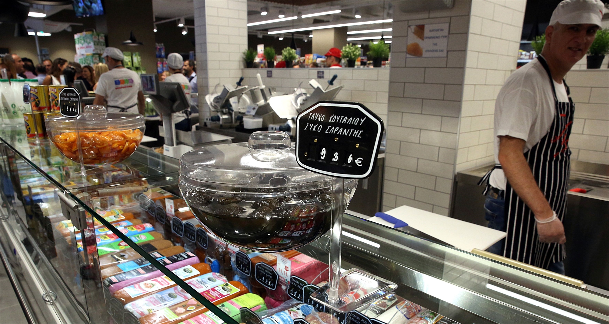 πληθωρισμός-εγκλωβισμένοι-σε-σπιράλ-561948352