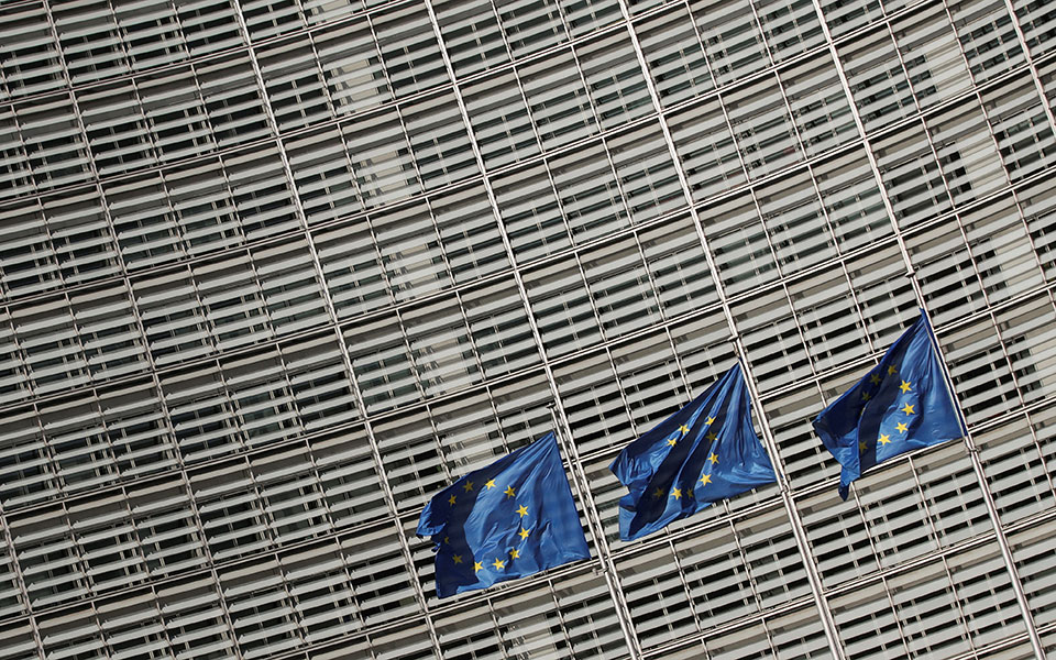 κομισιόν-στενή-συνεργασία-με-τις-ελλη-561977191