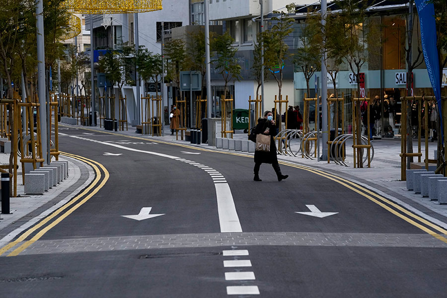 κύπρος-επιστρέφει-η-μάσκα-σε-εσωτερικ-561944026