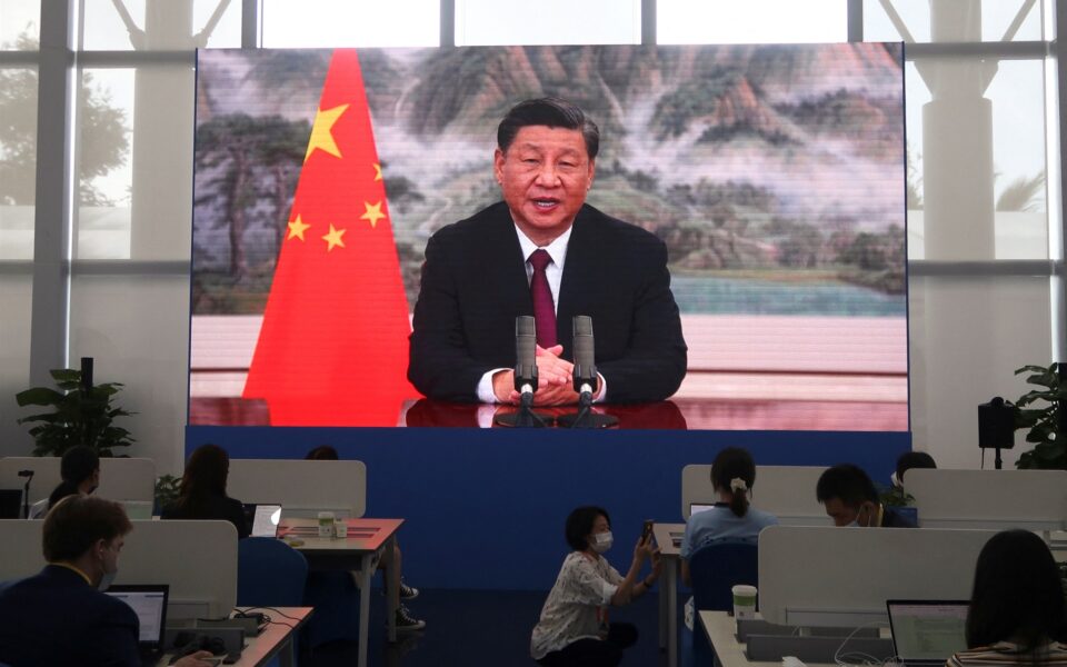 στο-χονγκ-κονγκ-για-την-επέτειο-ο-κινέζ-561936043