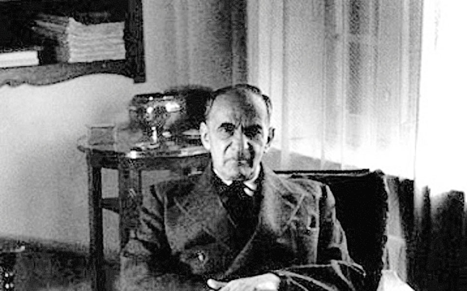 εκατό-χρόνια-έξι-μολύβια-ένα-θερινό-φε-561936082