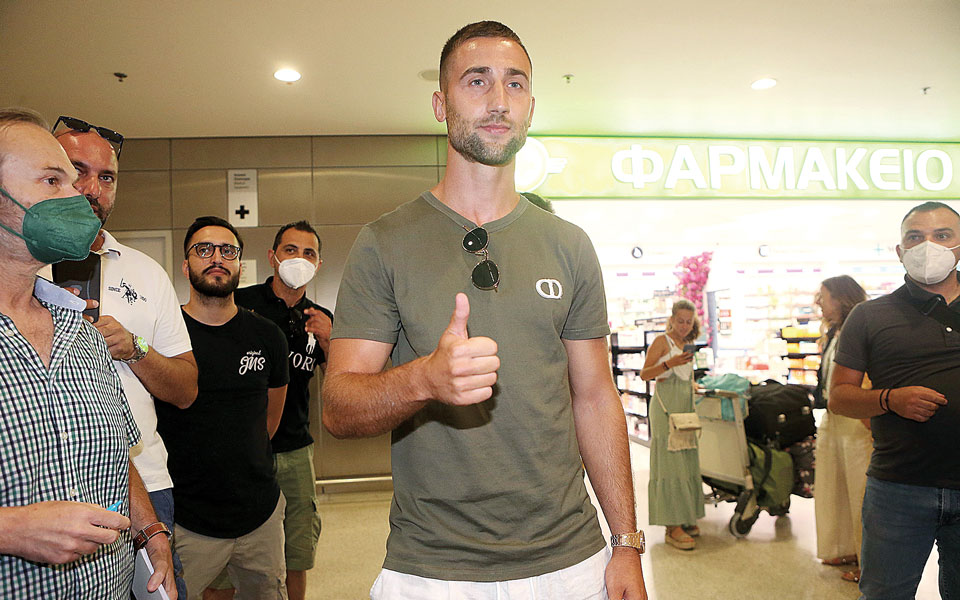 μεταγραφική-αντεπίθεση-561981094