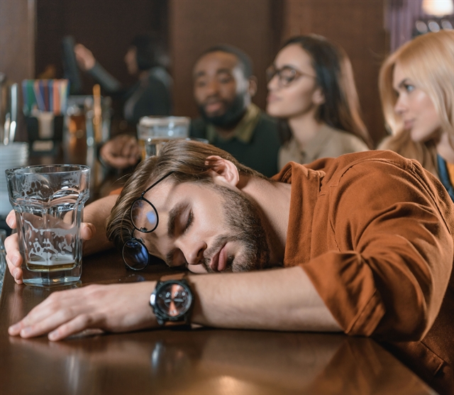 αντιαλκοολικές-τάσεις-εμφανίζουν-οι-561973114