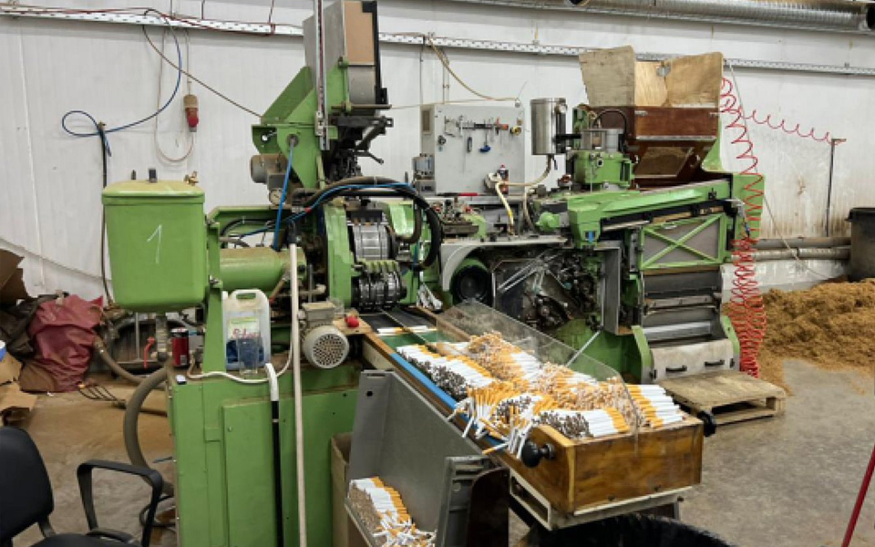 είχαν-φτιάξει-εργοστάσιο-παραγωγής-λ-561960754