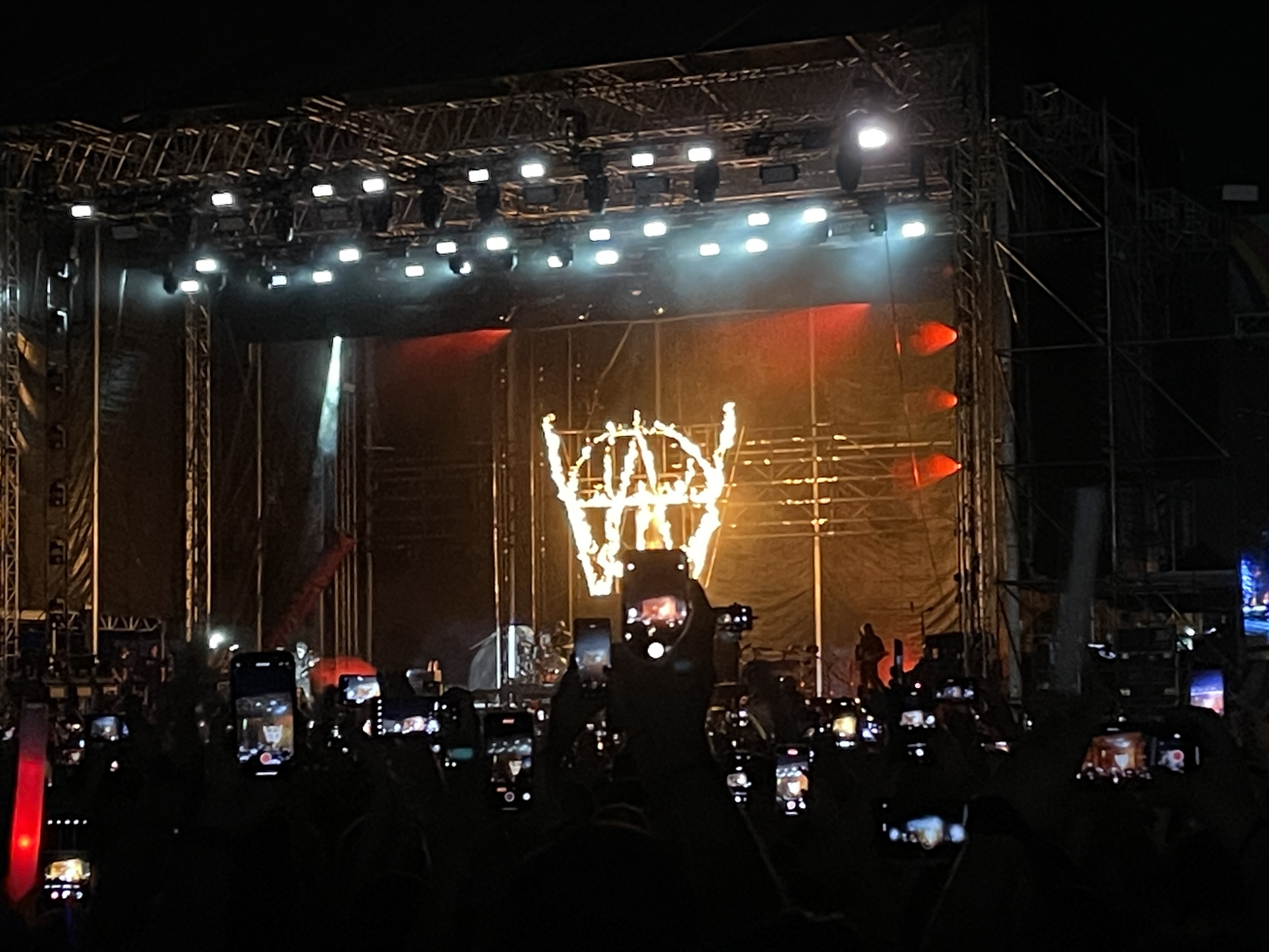 η-νεολαία-ψήφισε-δαγκωτό-muse-561935533