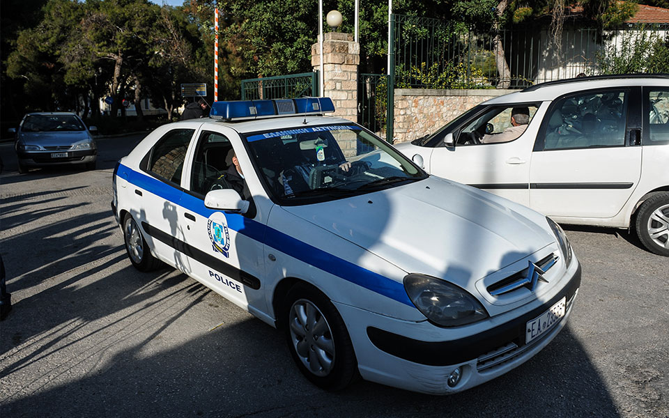 εκρήξεις-τα-ξημερώματα-στη-δου-αμαρου-561944980