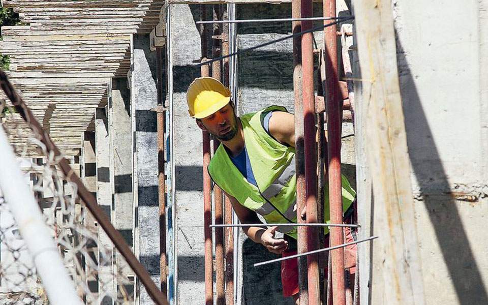 εκρηξη-στις-κατασκευές-με-πόρους-27-δισ-561947047