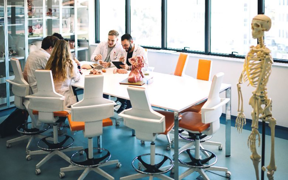 εξασφάλισε-τη-θέση-σου-στην-πιο-σύγχρο-561956248