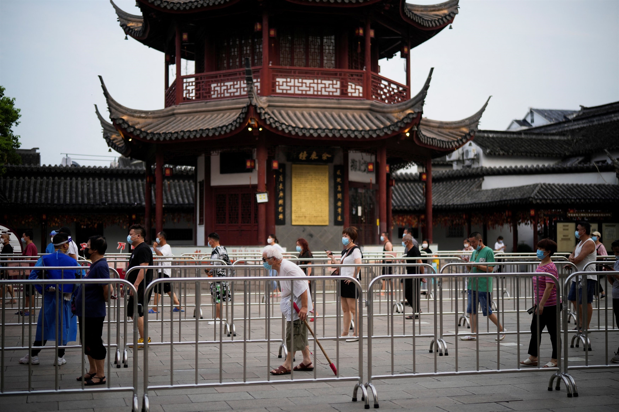 κίνα-ραγδαία-επιβράδυνση-της-ανάπτυξ-561959323