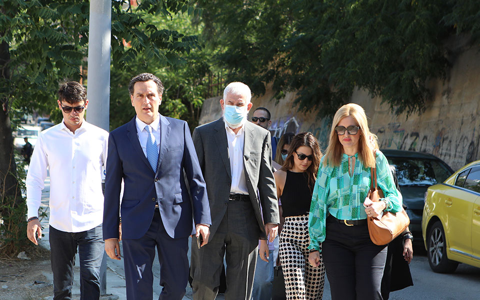 δίκη-φιλιππίδη-αποπειράθηκε-να-την-β-561977134