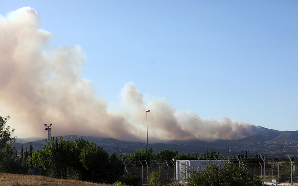 φωτιά-στην-πεντέλη-μήνυμα-από-το-112-για-ε-561964135