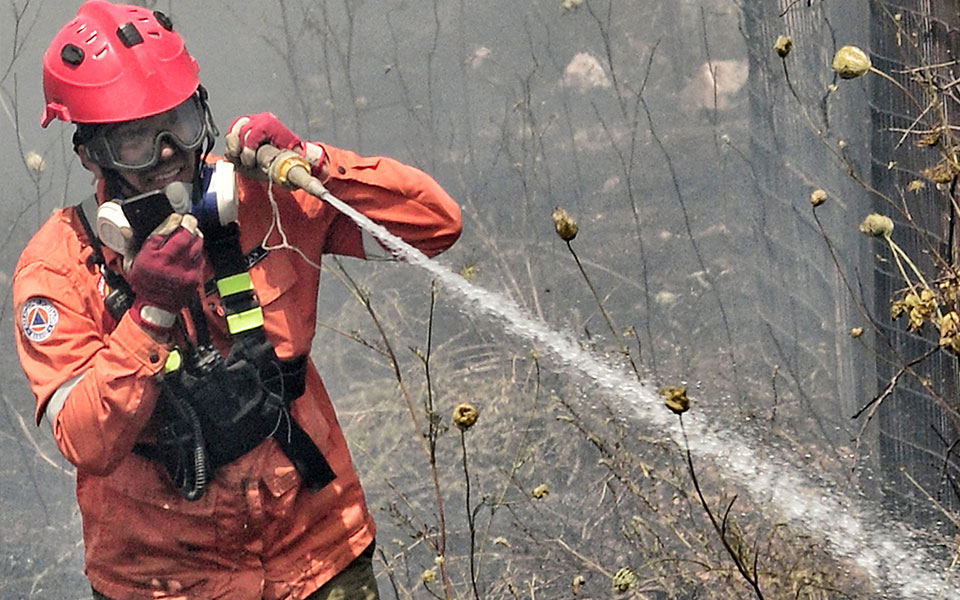 υπό-μερικό-έλεγχο-η-φωτιά-στους-σουλλά-561951145