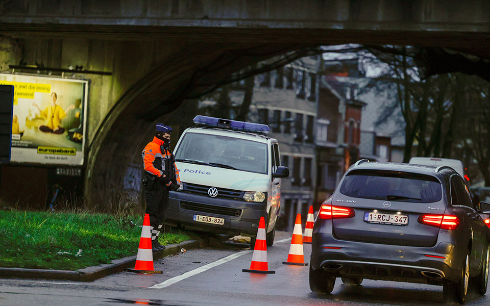 γαλλία-σύρος-μαχαιρώθηκε-μέχρι-θανάτ-561981880