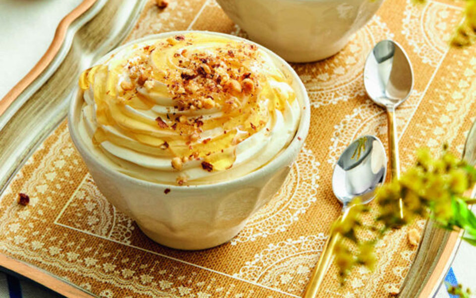 frozen-yogurt-πανεύκολο-και-σπιτικό-561972319
