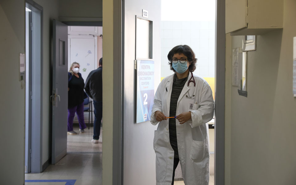 Γαλιατσάτος στην «Κ»: Ο κρίσιμος ρόλος των «ιατρικών αγγελιοφόρων»-2