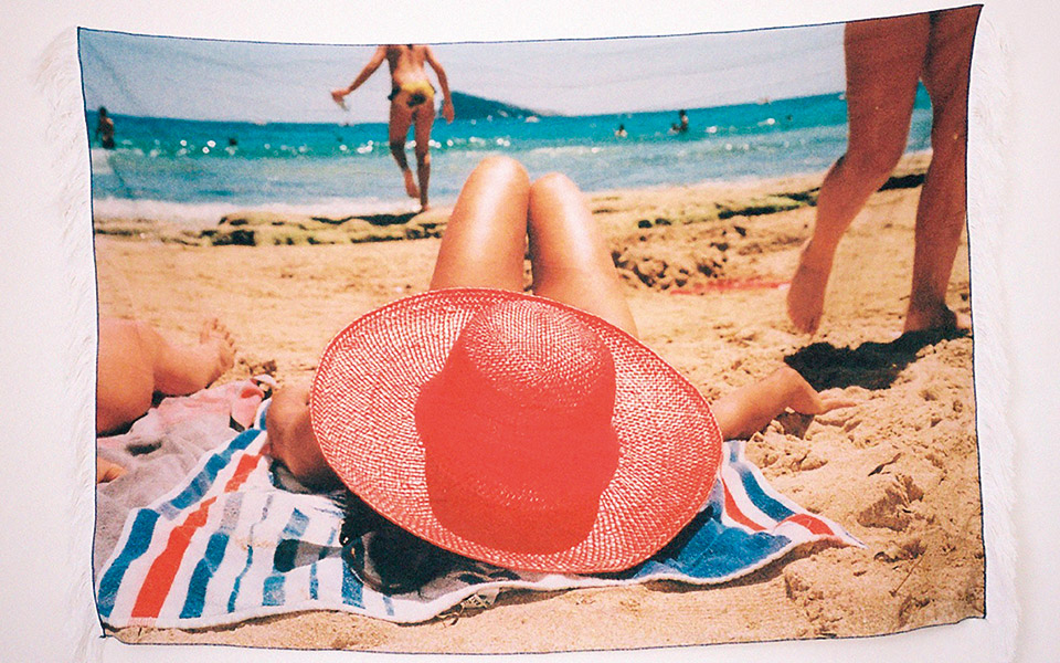 martin-parr-το-ελληνικό-καλοκαίρι-μέσα-από-τα-μά-561956374