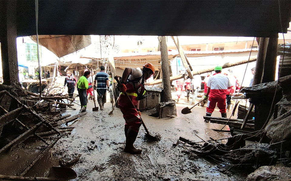 ιράν-24-νεκροί-από-τις-σφοδρές-πλημμύρε-561979096