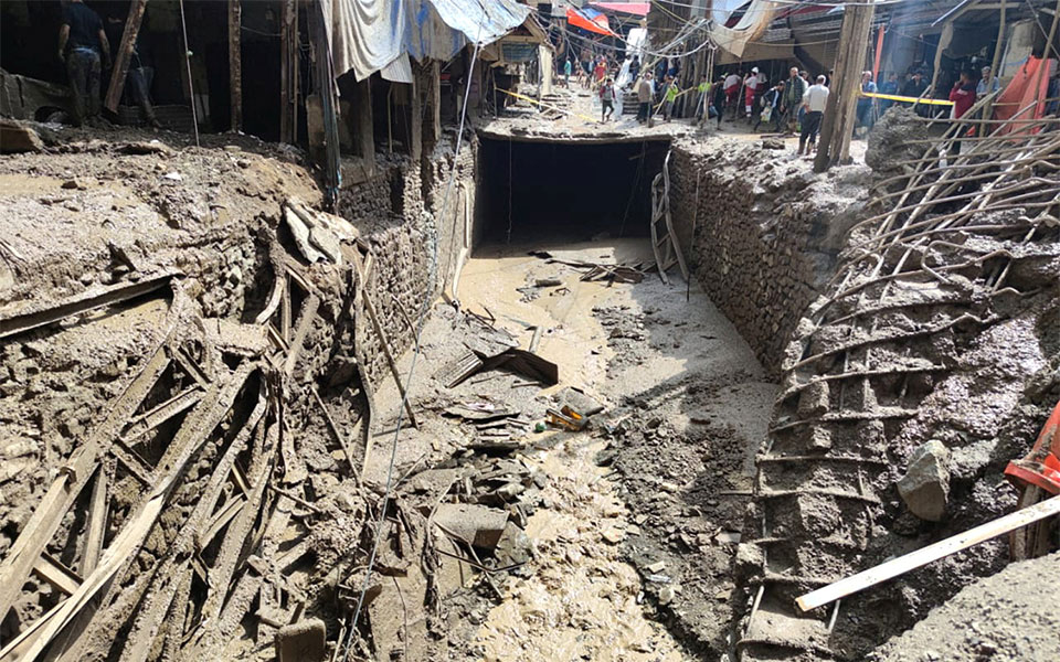 Ιράν: 24 νεκροί από τις σφοδρές πλημμύρες μέσα σε 48 ώρες-1