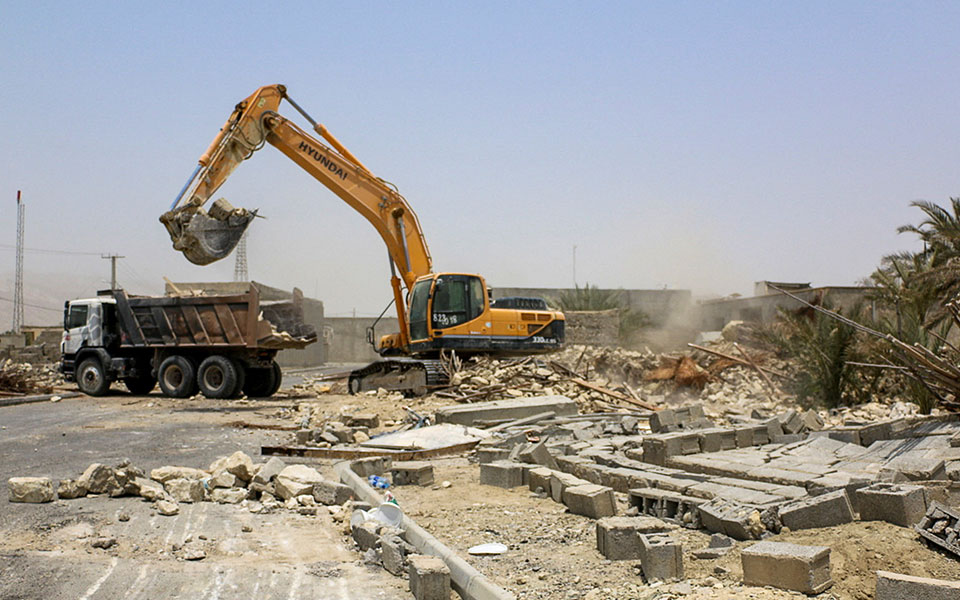 ιράν-πέντε-νεκροί-και-100-τραυματίες-από-561939175