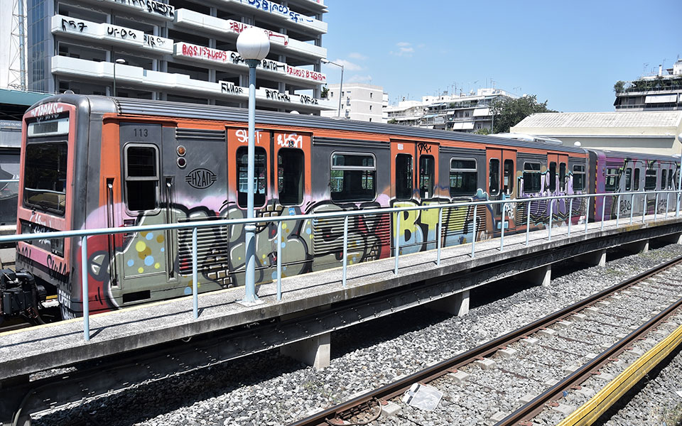 άνω-πατήσια-νεκρή-η-γυναίκα-που-έπεσε-σ-561978529