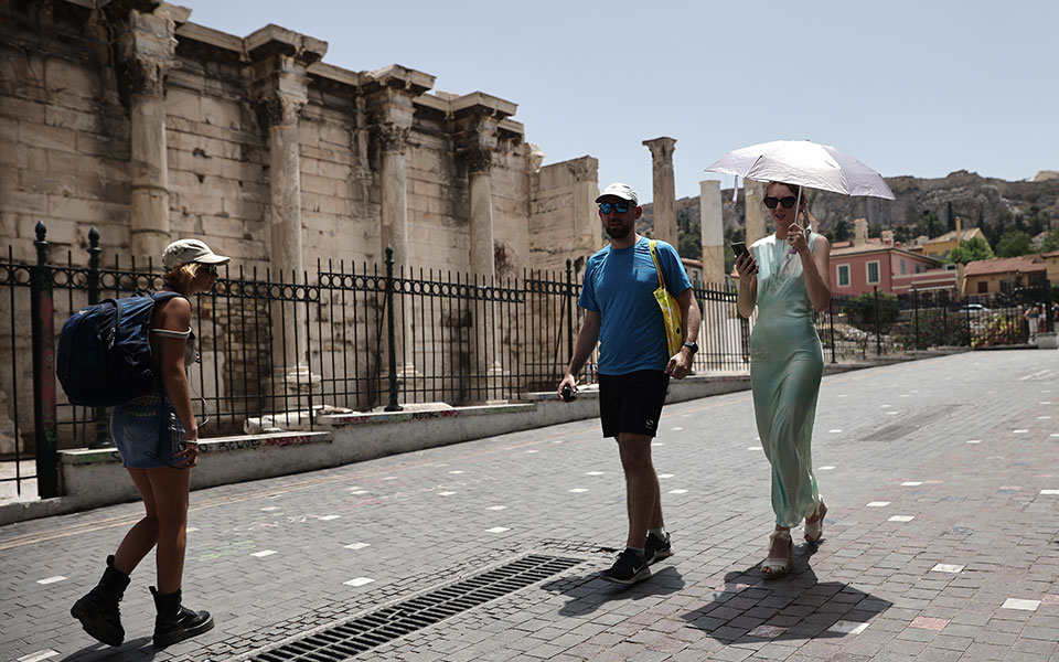 καιρός-στους-38-βαθμούς-θα-φθάσει-η-θερμ-561943186