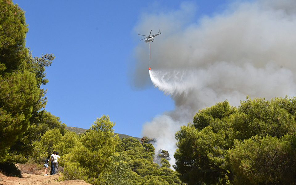 φωτιά-υπό-έλεγχο-το-μέτωπο-στην-κρήτη-561961162