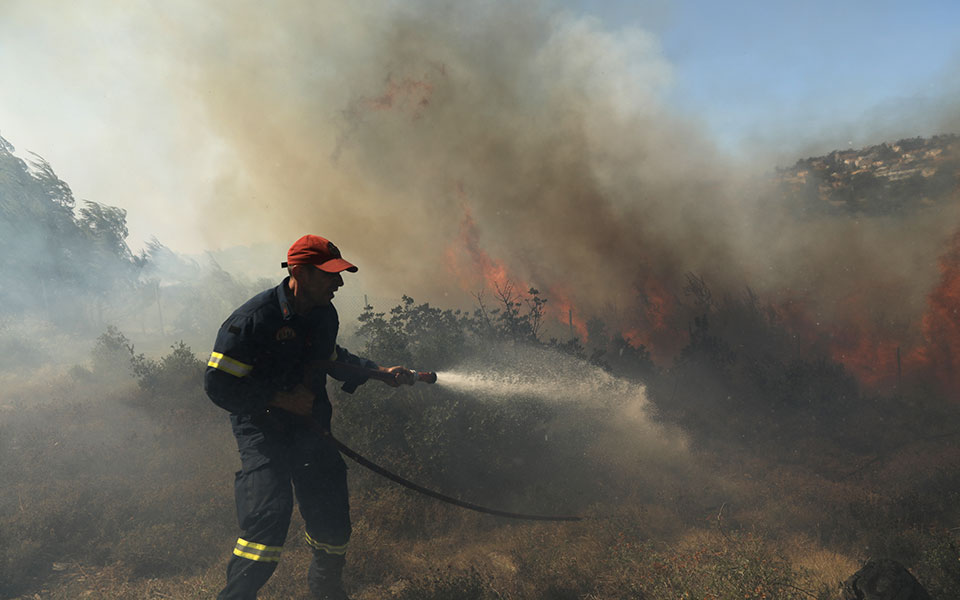 φωτιά-τώρα-στην-κεφαλονιά-561951109
