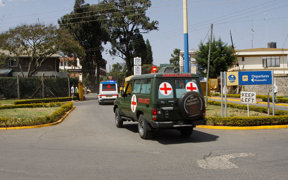 κένυα-λεωφορείο-έπεσε-από-γέφυρα-tου-561972886