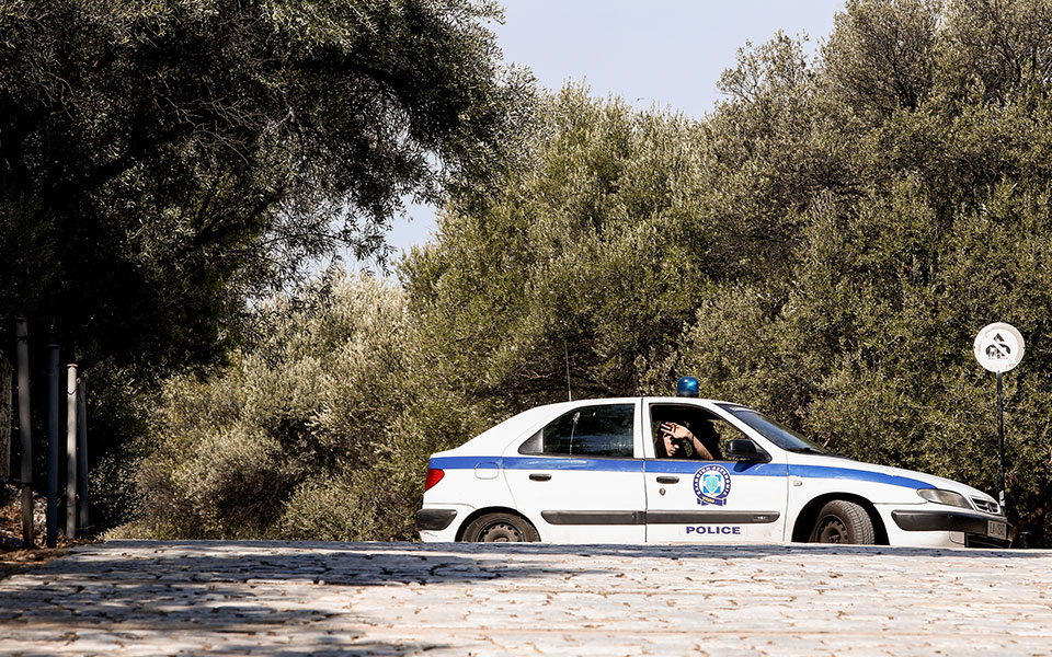 άγριος-ξυλοδαρμός-30χρονης-από-το-σύντρ-561939811