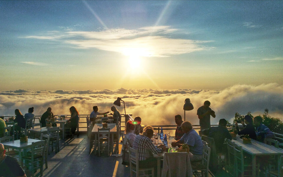 λευκάδα-18-στάσεις-για-φαγητό-και-ποτό-α-561961534