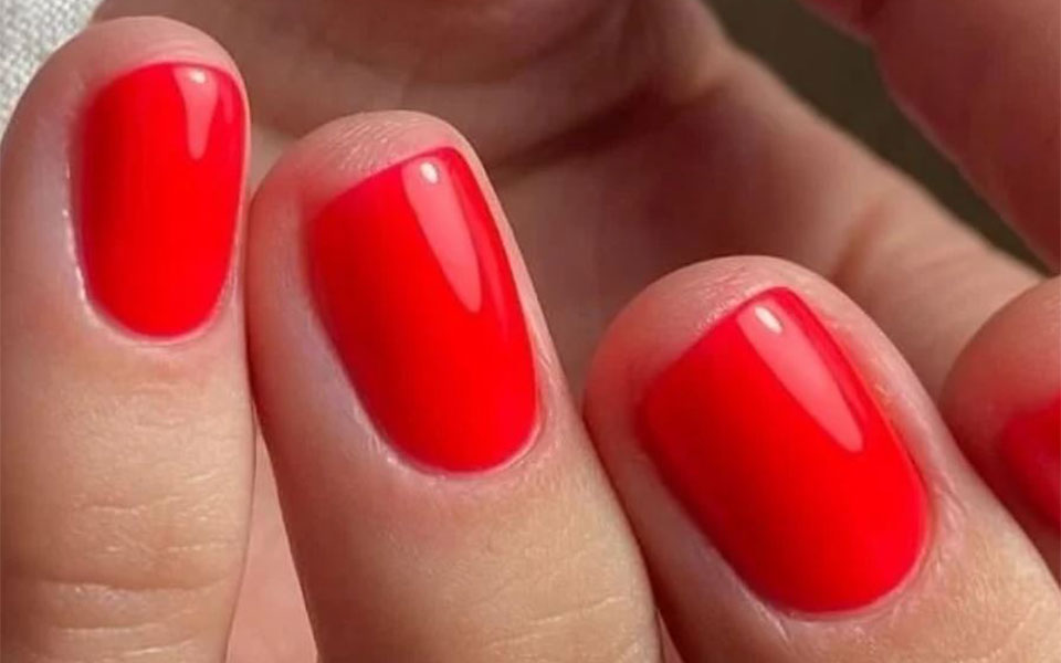 summer-red-το-μανικιούρ-του-καλοκαιριού-είναι-561979900