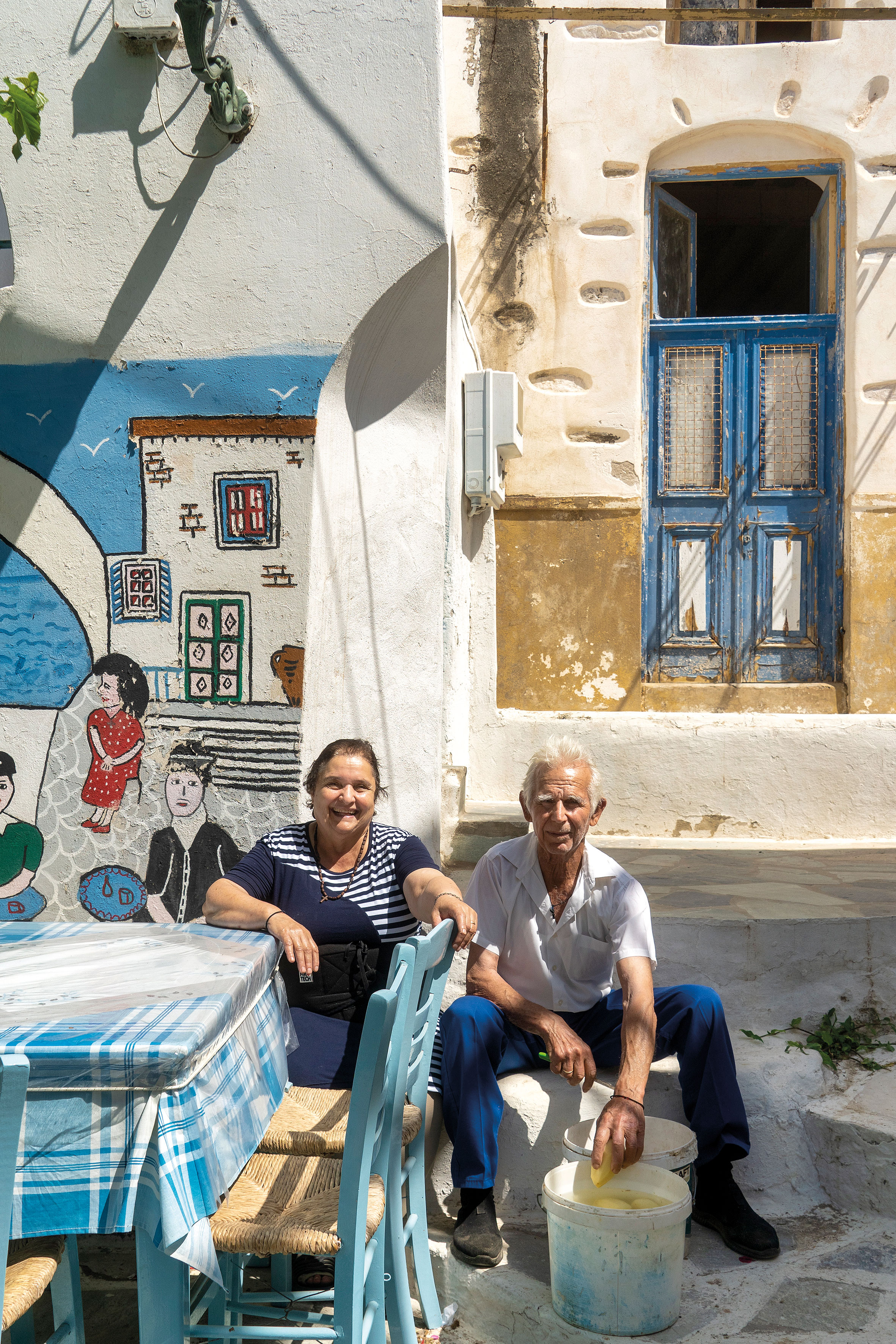 Πάρος: Κοσμοπολιτισμός, αυθεντικά χωριά και παραλίες για όλους-10