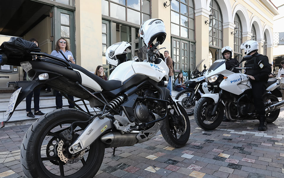 εκκενώνεται-ο-σταθμός-του-μετρό-μονα-561939535