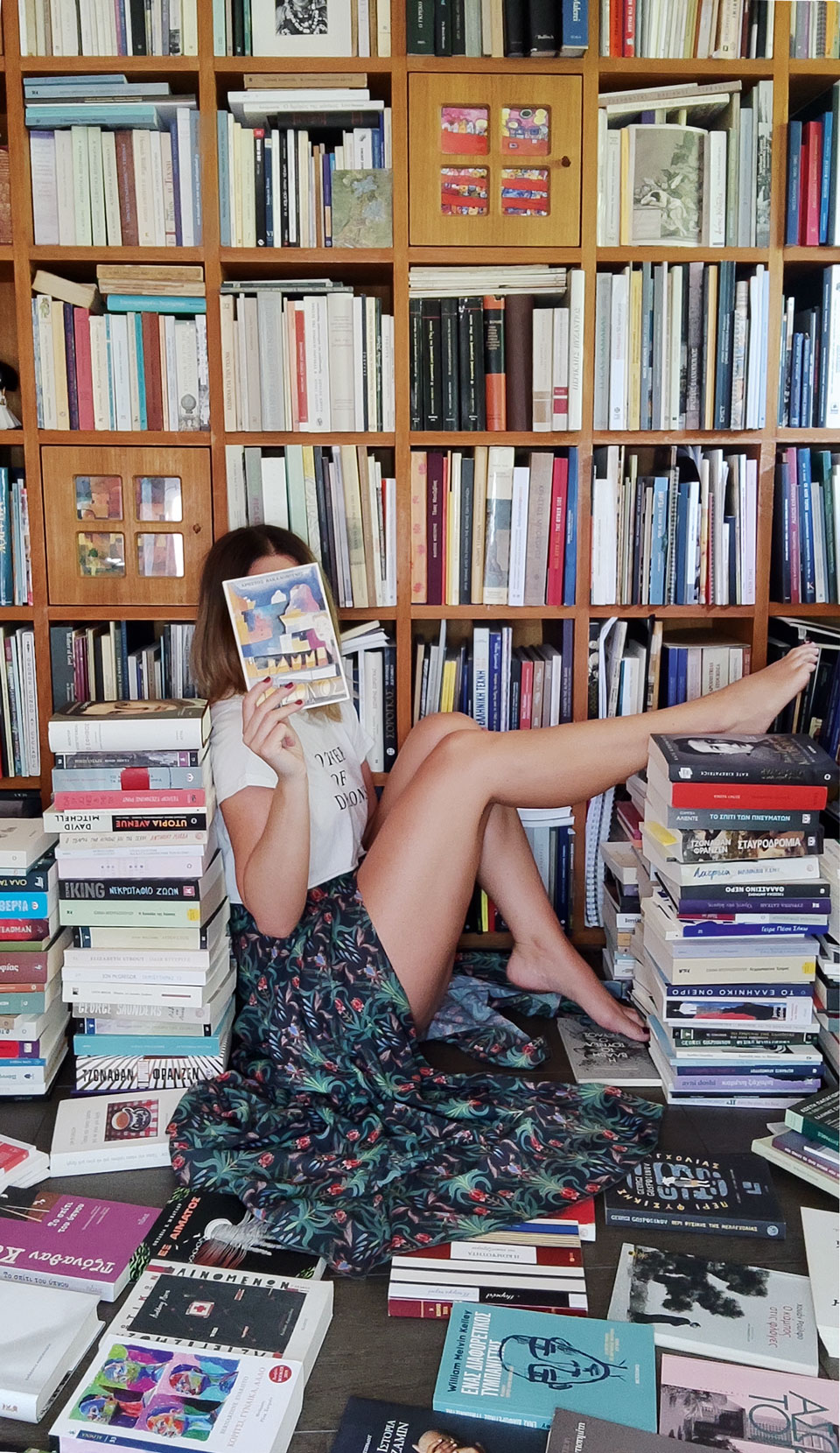 Intellectual Thighs: «Γιατί να παίρνουμε το σοβαρό μας όταν μιλάμε για λογοτεχνία;»-1