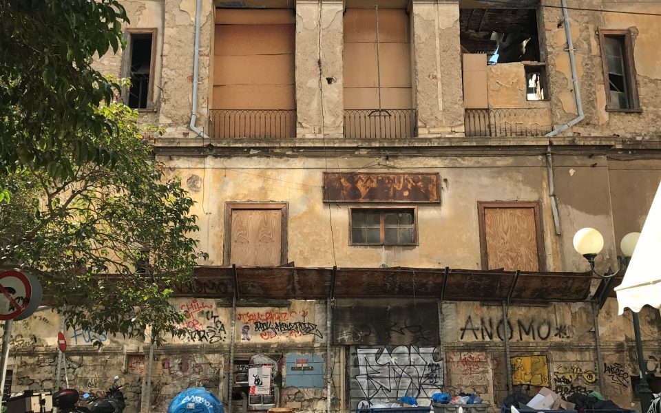 Δεν είναι μόνο το Ελληνικό Ωδείο: Πέντε εμβληματικά διατηρητέα της Αθήνας εκπέμπουν SOS-1