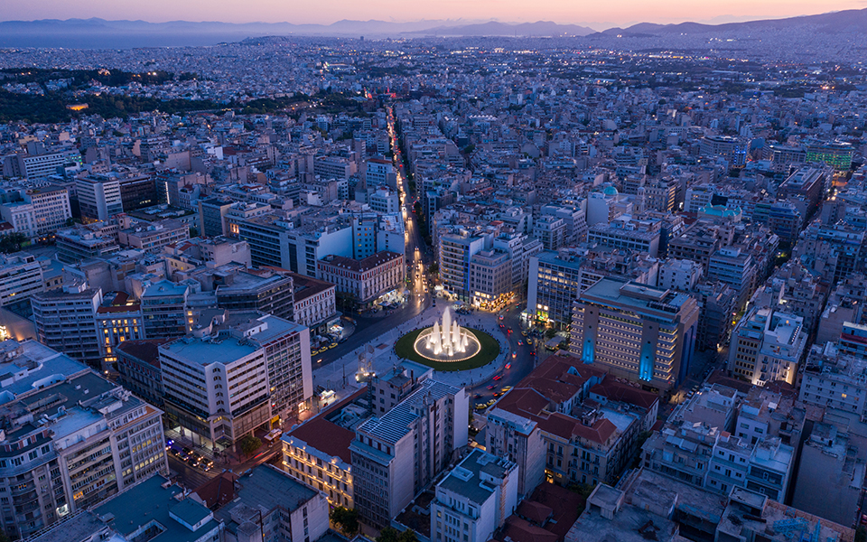 δεκατρία-χρόνια-δουλειάς-για-100-τετραγω-561968626