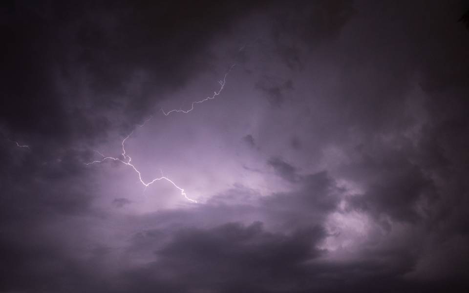 σκύρος-έπεσαν-πρωτοφανή-ύψη-βροχής-561951373