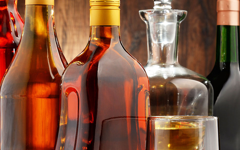 175-δισ-συνεισέφερε-στο-αεπ-η-αγορά-αλκοο-561956173