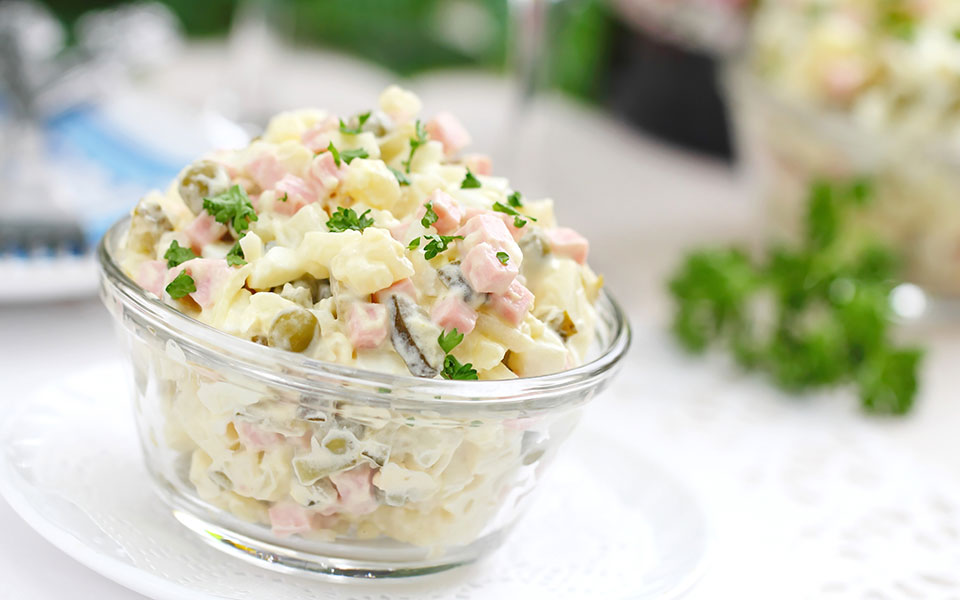 εκτός-κυρώσεων-η-ρώσικη-σαλάτα-στο-561936370