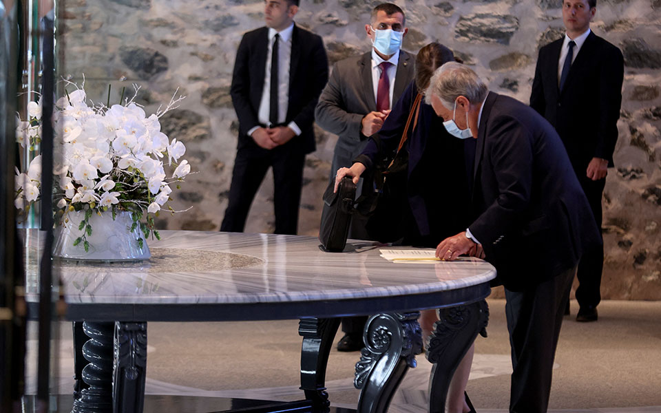 ρωσία-ουκρανία-έπεσαν-οι-υπογραφές-561969097