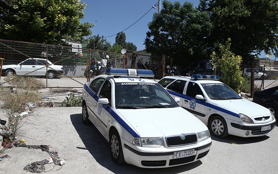 αθήνα-σύλληψη-δύο-ατόμων-για-κατοχή-κα-561962083